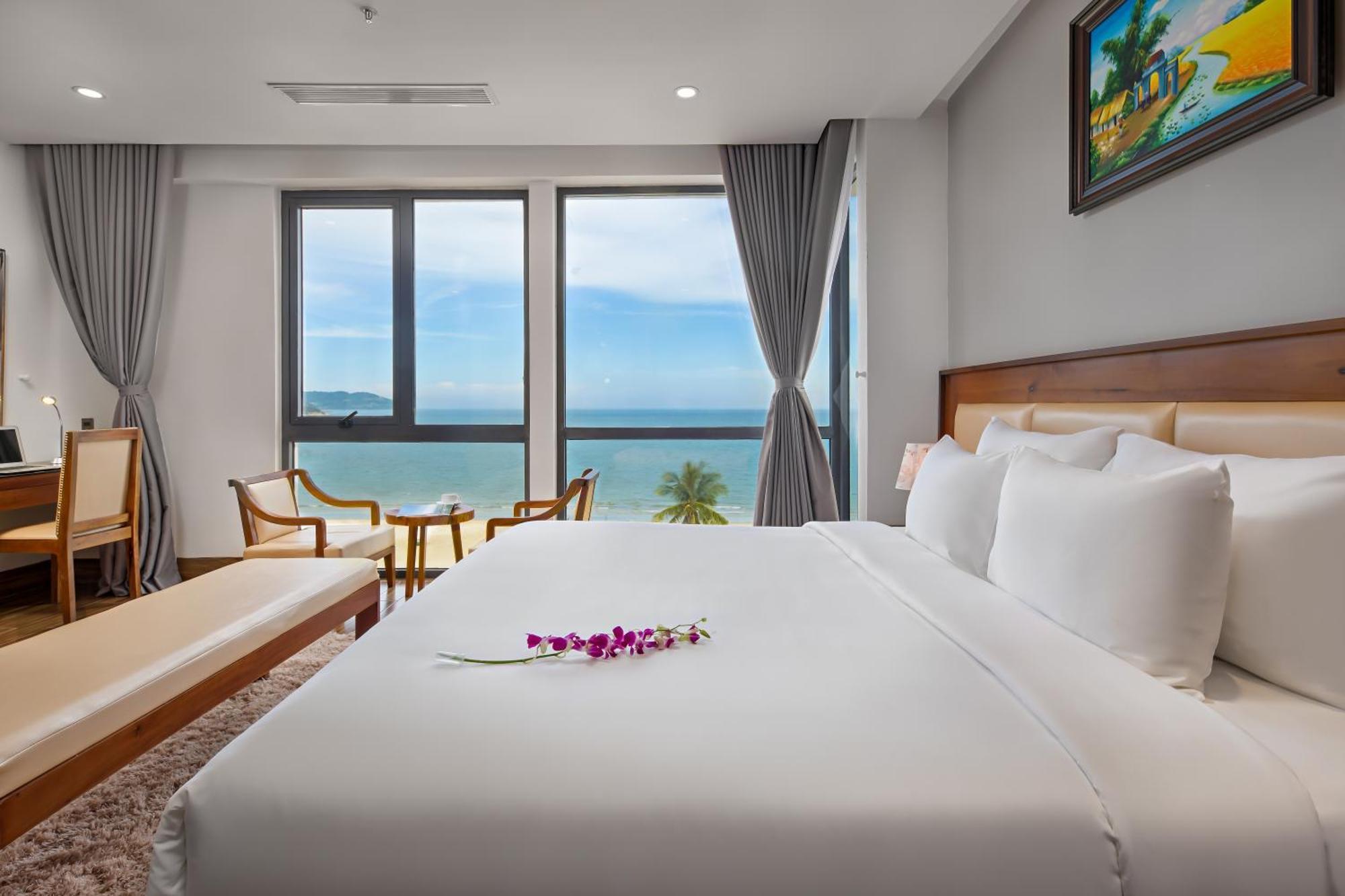 Alisia Beach Hotel Дананг Екстер'єр фото