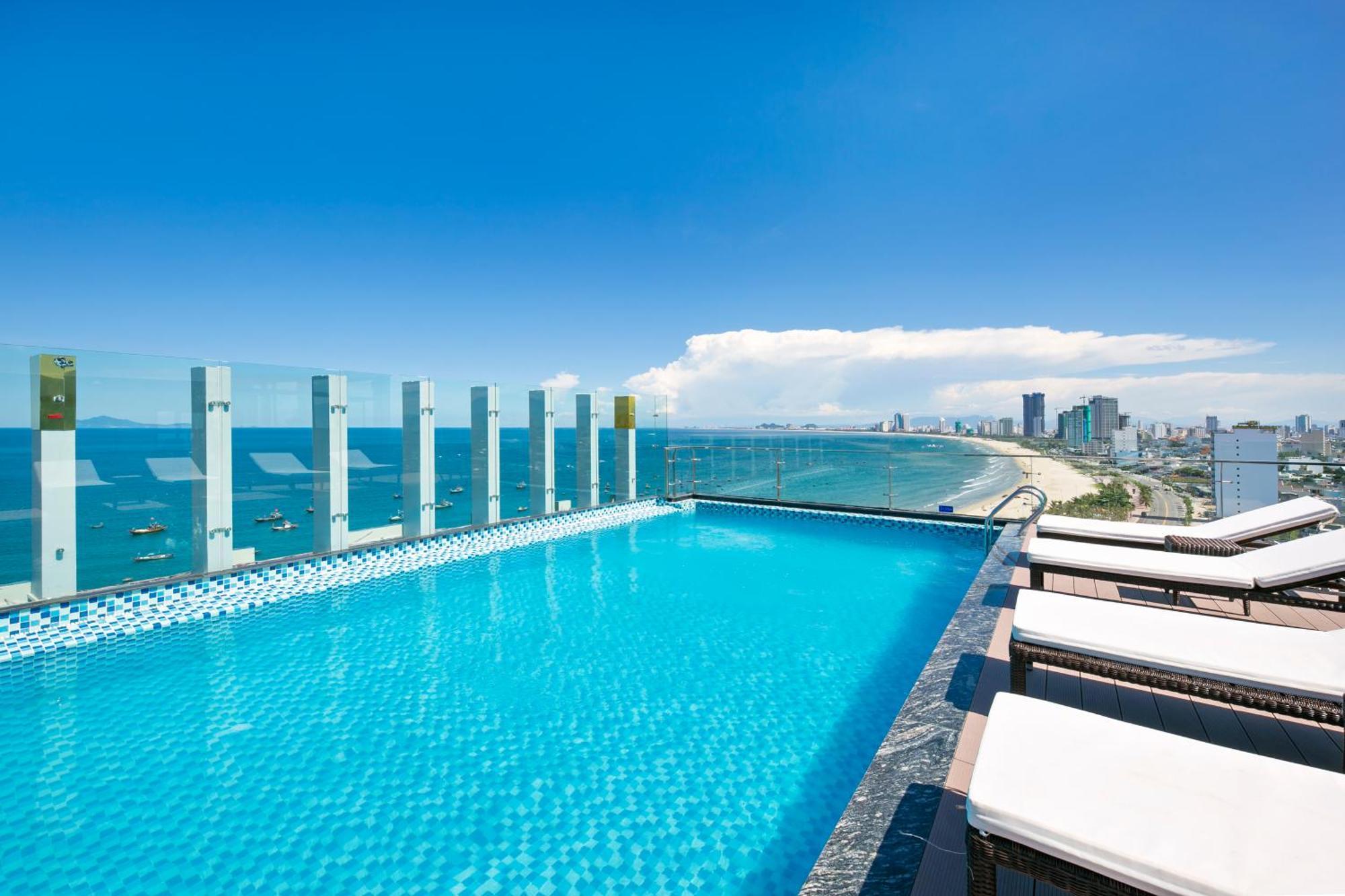 Alisia Beach Hotel Дананг Екстер'єр фото